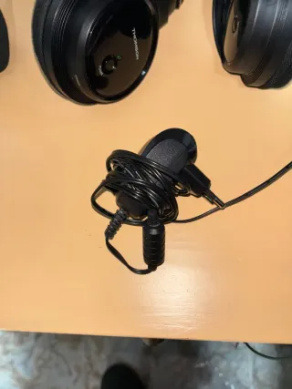 Cascos Bluetooth Thomson Negros.