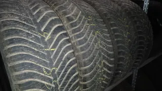 Pneumatici usati Goodyear vector