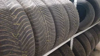 Pneumatici usati Goodyear vector