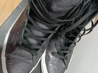 Botas Converse grises polipiel