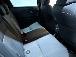 Toyota Yaris Hybrid Feel Edition