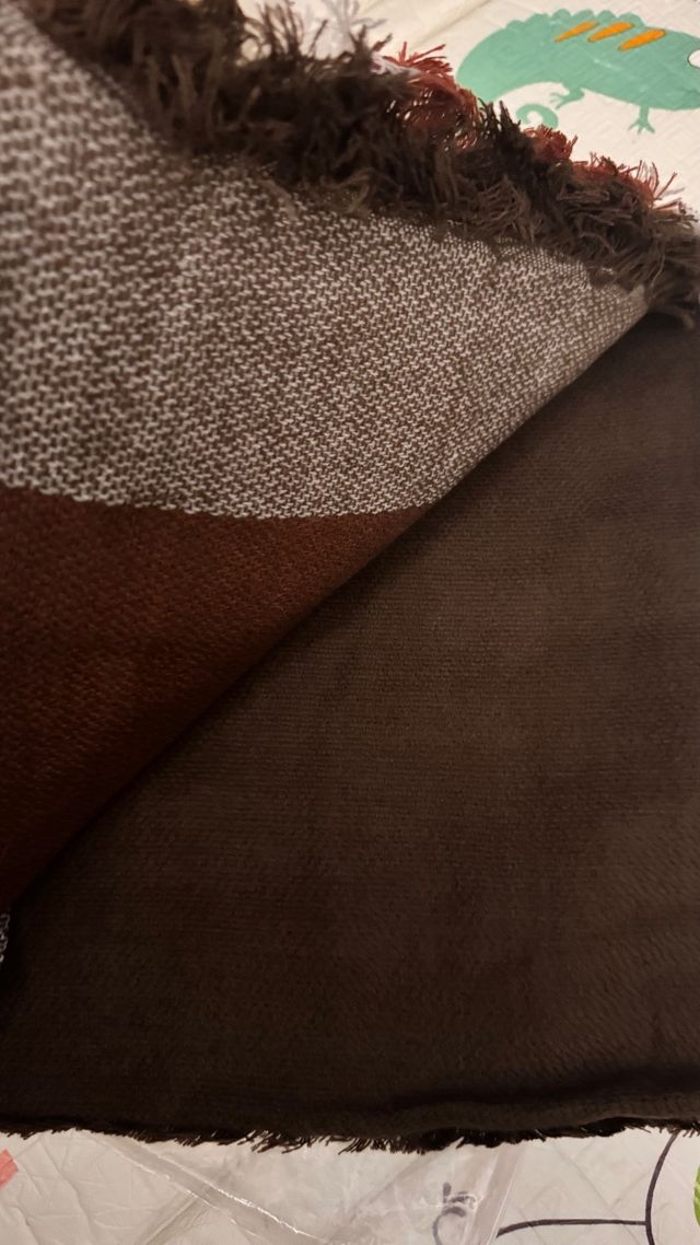 Bufanda CECILIA GALLERANI cuadros rojo y blanco