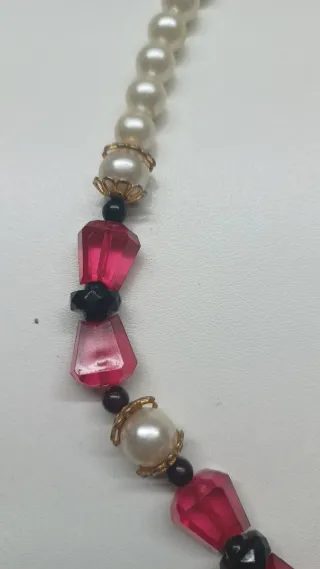 Collana vintage perle e cristalli fucsia