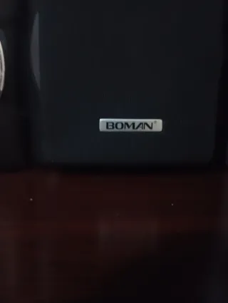 Equipo de música Boman negro