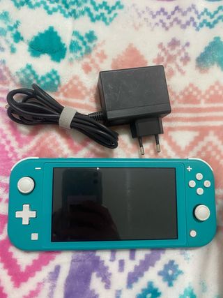 Nintendo Switch Lite Verde + Animal Crossing