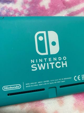 Nintendo Switch Lite Verde + Animal Crossing
