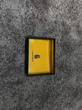 Tarjetero Goyard Gris