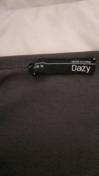 Camiseta gris cuello cuadrado M