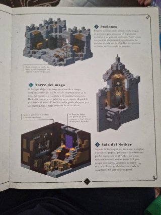 Juego de mesa Minecraft Builders & Biomes +2 Libro