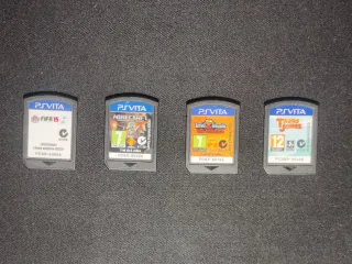 Pack 4 Juegos PS Vita: FIFA 15, Minecraft, Invizim