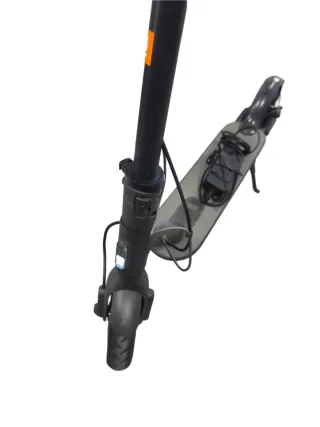 Patinete eléctrico negro