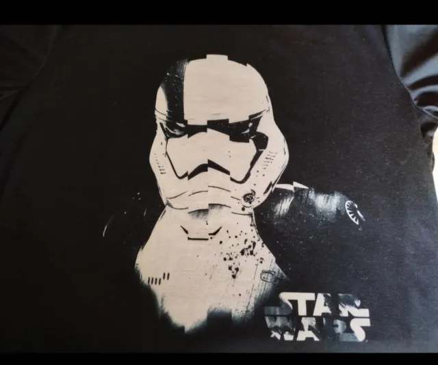 Camiseta Star Wars Trooper Negra Blanca