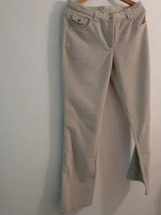 Pantalón de pana beige