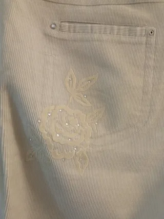 Pantalón de pana beige