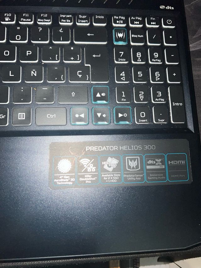 Portátil Predator Helios 300