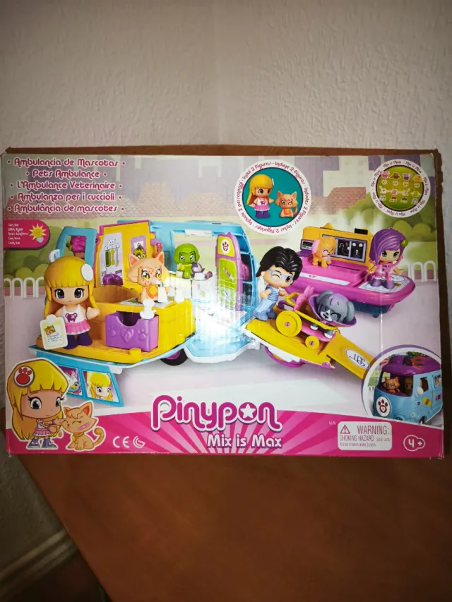 Pinypon Ambulancia Mascotas Mix is Max