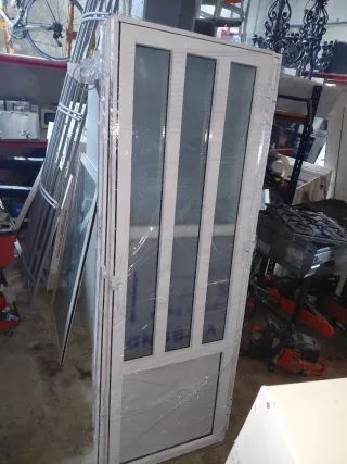 Puertas de aluminio con cristal
