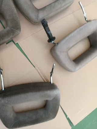 Audi 100 C3 Set Reposacabezas