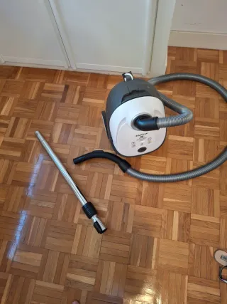 Aspiradora Nilfisk ONE Allergy HEPA