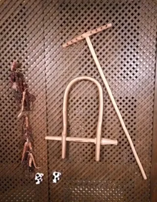 Pack: Reloj, mesa, yugo, cenicero, rastrillo y ceb