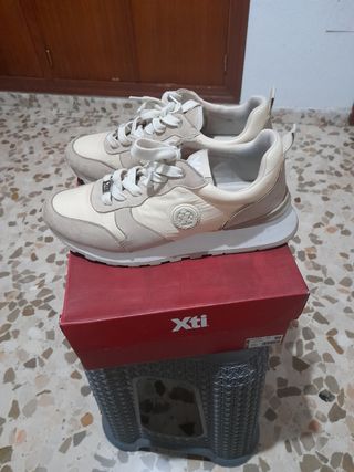 Xti Tenis Mujer Beige