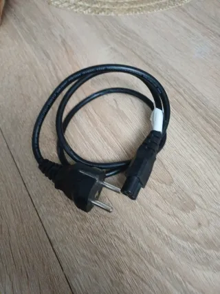 Cable de alimentación negro