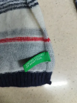 Bufanda y gorro a rayas