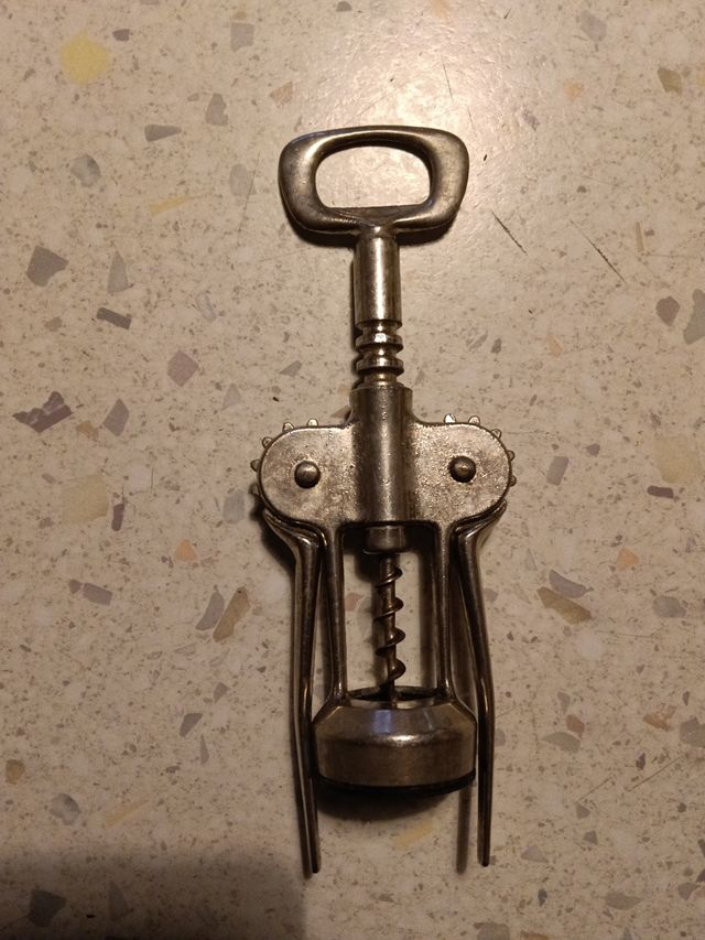 Grande apribottiglie cavatappi vintage