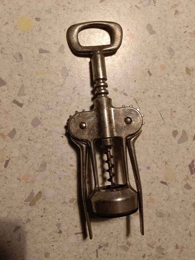 Grande apribottiglie cavatappi vintage