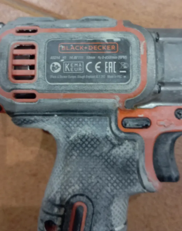 Taladro/destornillador Black+Decker 14,4V AutoSens