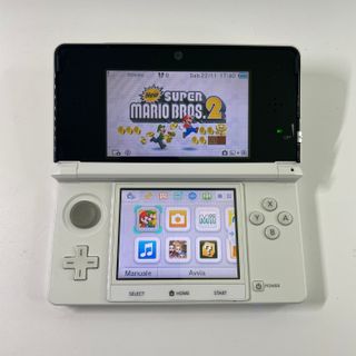 Nintendo 3DS Bianco con accessori