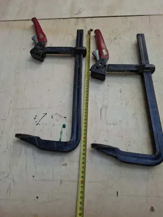 2 Sargentos Carpintería