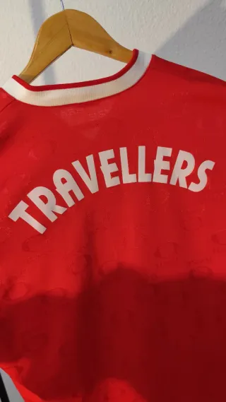 Camiseta Q Base Roja