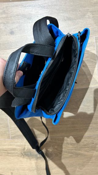 Mochila Desigual Azul y Negra