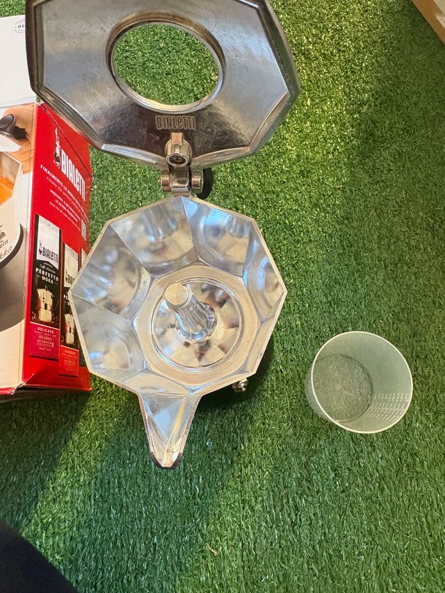 Caffettiera italiana Bialetti Brikka 4 tazze