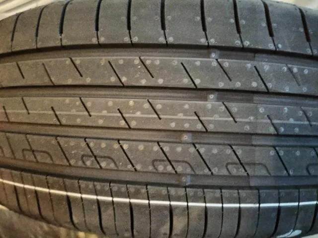 Neumáticos Goodyear 215/55 R 18 95H