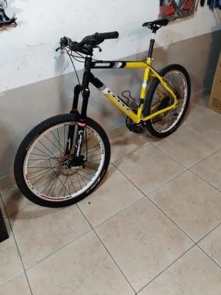 Bicicleta Orbea Talia (L) MTB