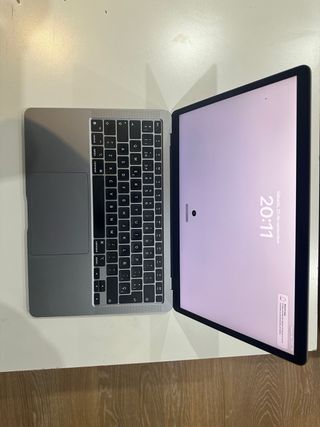 MacBook Air 13” M1 Space Gray