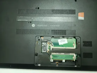 HP 15-n042sl Notebook per Parti Ricambio