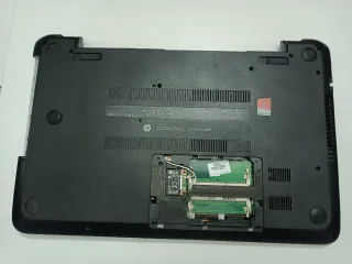 HP 15-n042sl Notebook per Parti Ricambio