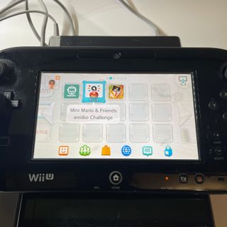 Nintendo Wii U Nera con accessori