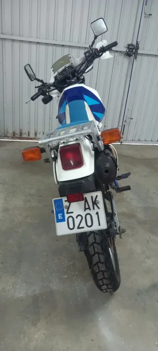 Suzuki DR 650 Djebel año 1990
