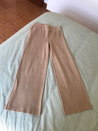 Pantalón pierna ancha soft ZARA beige