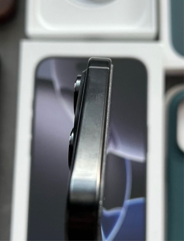 iPhone 16 Pro Max 512GB Negro/Verde