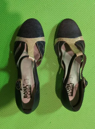 Zapatos salón azul marino+ dorado, hecho en España