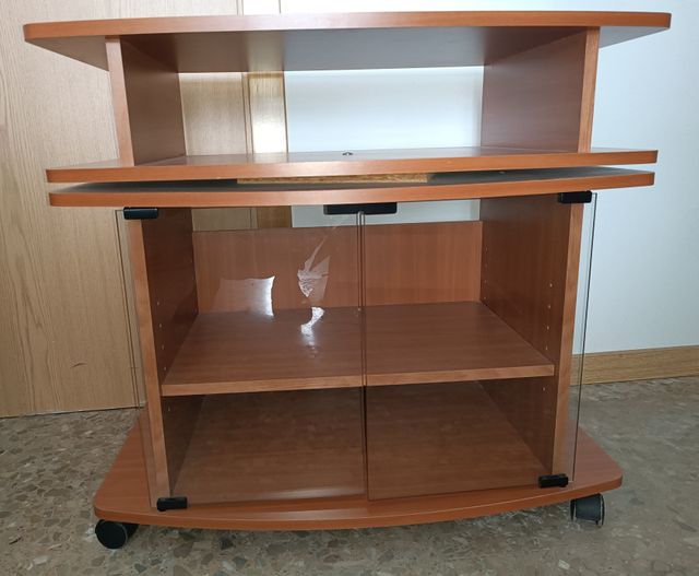 Mueble de TV color cerezo