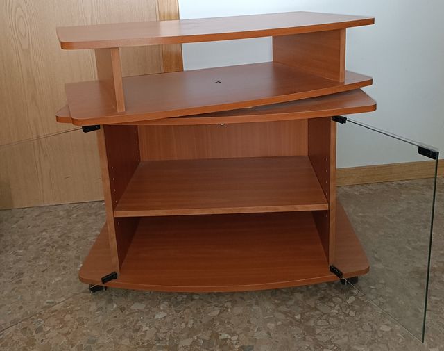 Mueble de TV color cerezo