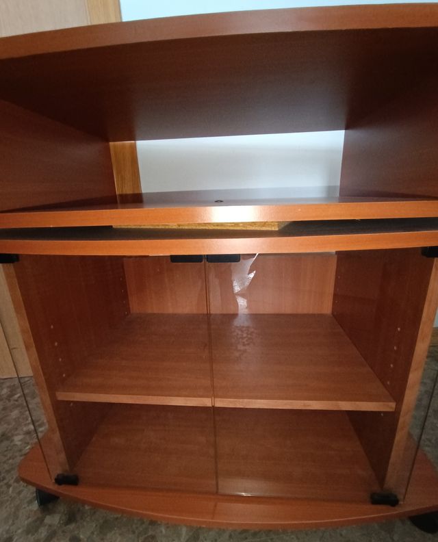 Mueble de TV color cerezo