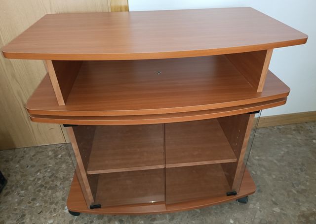 Mueble de TV color cerezo