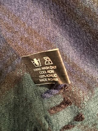 2 bufandas cuadros verde y azul